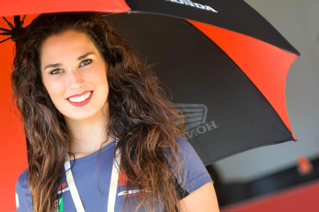 Pit Babes Superbike Jerez | Christian Cantizano para MIRA Jerez