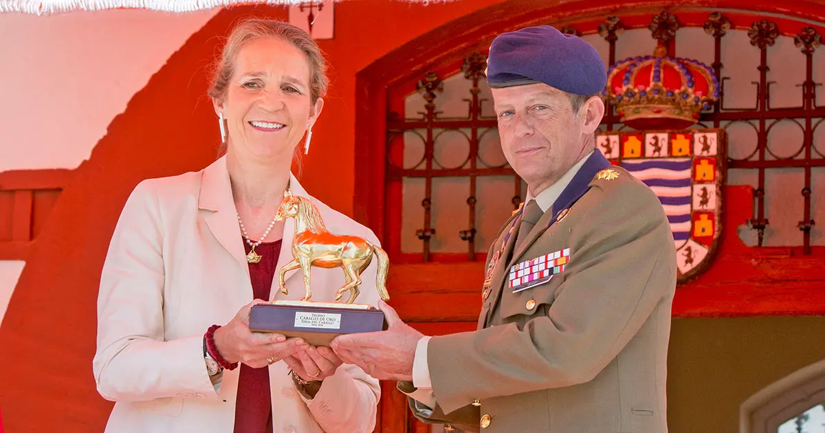 Guardia Real recoge el Caballo de Oro en Jerez | Noelia Herrera, de Jonocla Fotograf&iacute;a, para MIRA Jerez