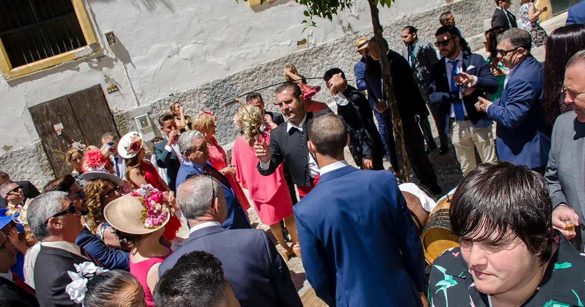 Enlace de Ezequiel Ben&iacute;tez con M&ordf; &Aacute;ngeles en Santiago - Jonocla Fotograf&iacute;a para elMIRA.es