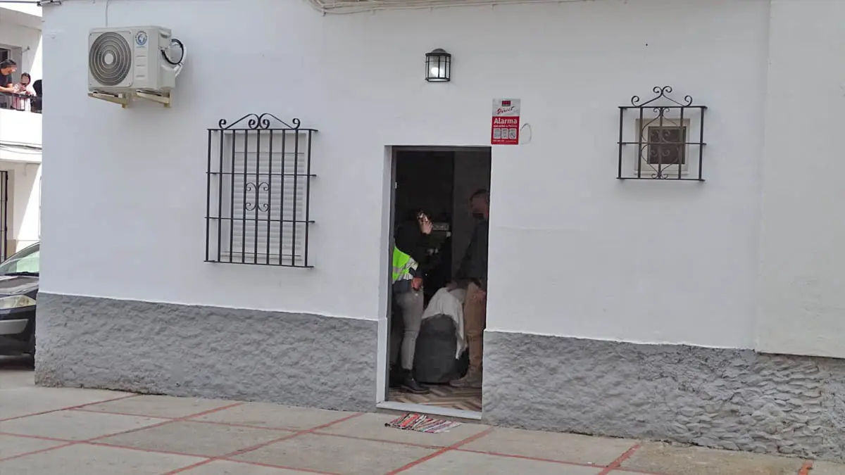 Redada polic&iacute;a en Icovesa de Jerez de la Frontera - EL MIRA