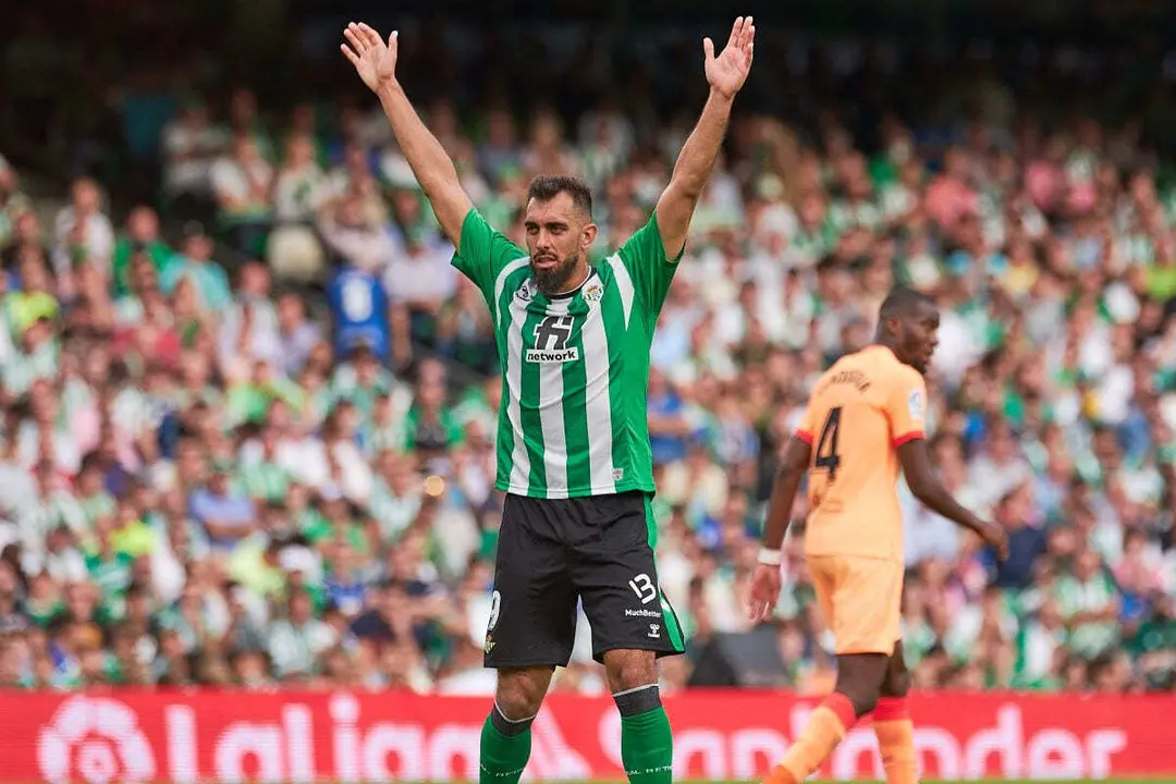 Borja Iglesias Real Betis - Atl&eacute;tico de Madrid | Salvador L&oacute;pez Medina para El MIRA