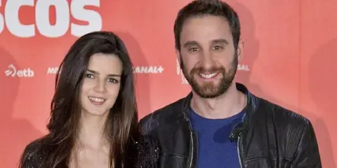 Dani Rovira y Clara Lago