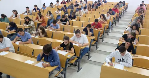 Examen de la PEvAU (antigua Selectividad) en Andaluc&iacute;a