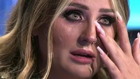 Roc&iacute;o Flores / El Mira