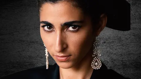 Alba Flores / El Mira