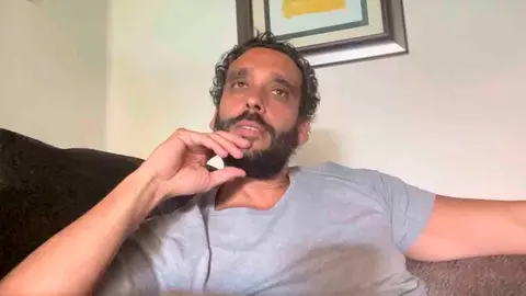 Jes&uacute;s Candel 'Spiriman' en un v&iacute;deo para su canal de Youtube