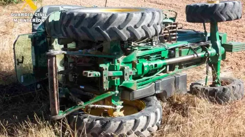 Tractor accidentado | Archivo