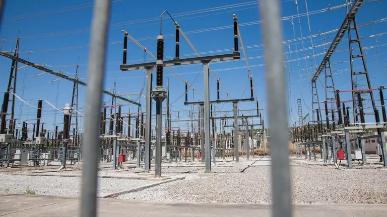 Granada estalla contra el Gobierno de Espa&ntilde;a por la falta de inversi&oacute;n en infraestructuras el&eacute;ctricas