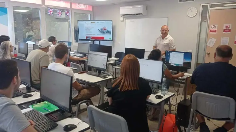 21 nuevos cursos gratuitos en Tecnolog&iacute;as 5G hasta el verano en Andaluc&iacute;a