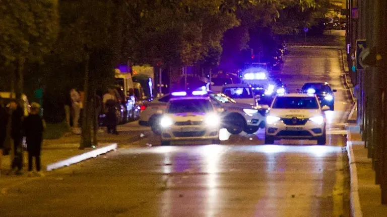 Polic&iacute;a Local en la Avenida Blas Infante | Cristo Garc&iacute;a
