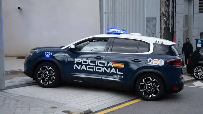 Un coche de la Polic&iacute;a Nacional