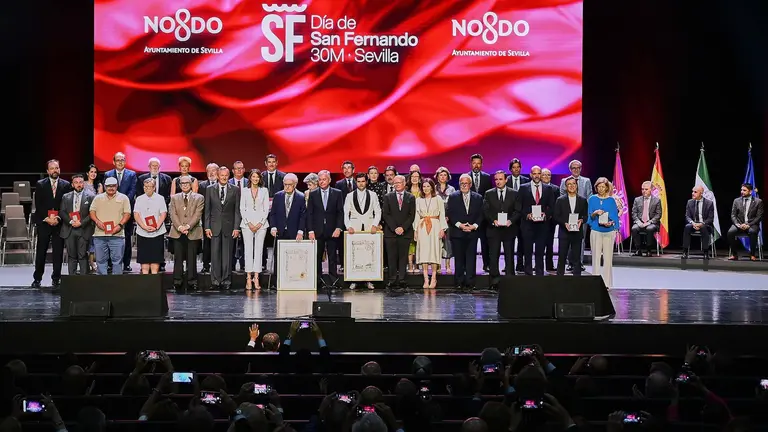 Entrega de las Medallas de Sevilla 2026 - Salva L&oacute;pez