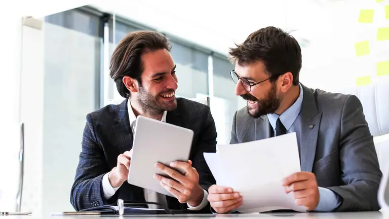 Andaluc&iacute;a baja de los 550.000 parados tras reducir el desempleo en mayo