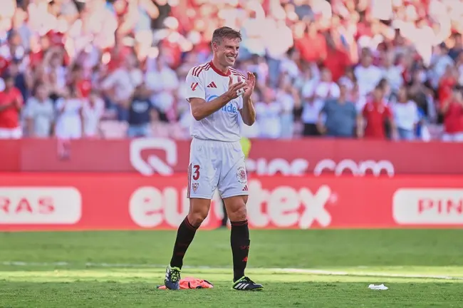 César Azpilicueta en el Sevilla FC - FC Barcelona | Salvador López Medina para El MIRA