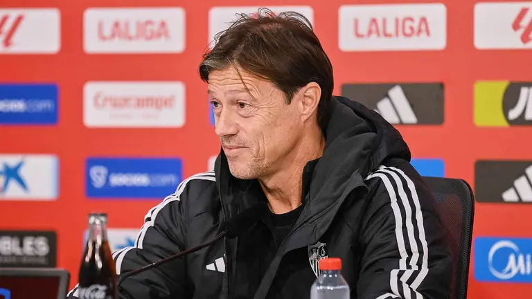Mat&iacute;as Almeyda, entrenador del Sevilla FC, en rueda de prensa | Salvador L&oacute;pez Medina