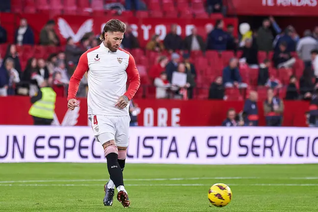 Sergio Ramos en el calentamiento del Sevilla FC - Getafe | Salvador López Medina para El MIRA