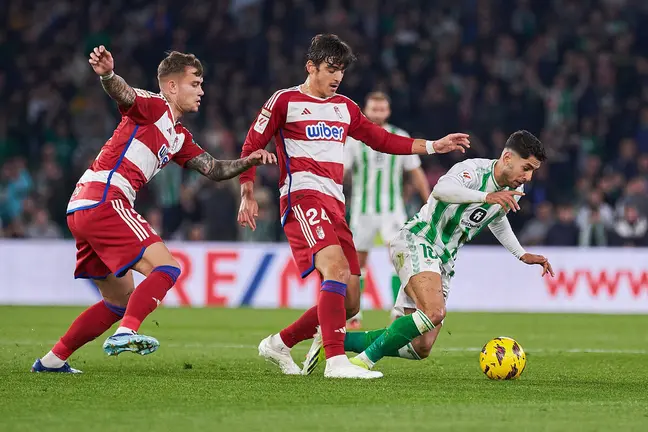 Ayoze en el Real Betis - Granada CF | Salvador López Medina para El MIRA