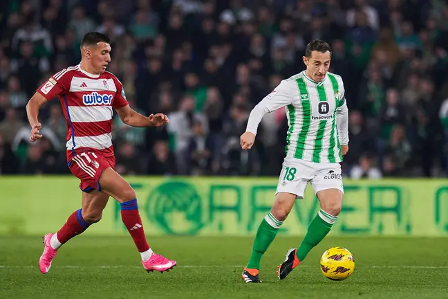 Andrés Guardado en el Real Betis - Granada CF | Salvador López Medina para El MIRA