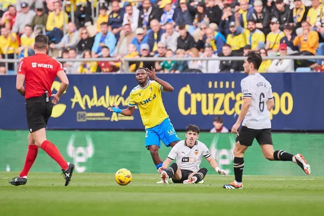 Rominigue Kouamé en el Cádiz CF - Valencia CF | Salvador López Medina para El MIRA