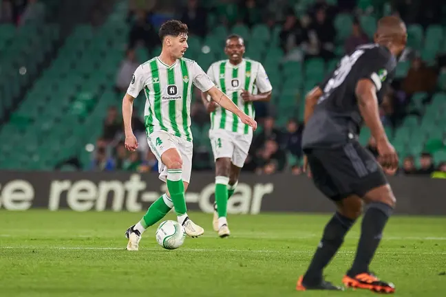 Johnny Cardoso en el Real Betis - Dinamo Zagreb | Salvador López Medina para El MIRA