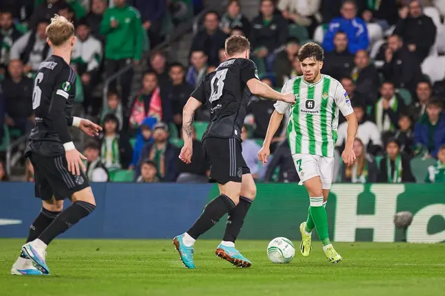 Abde en el Real Betis - Dinamo Zagreb | Salvador López Medina para El MIRA