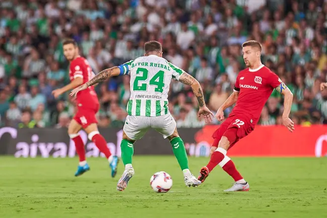 Aitor Ruibal en el Real Betis - Kryvbas | Salvador López Medina para El MIRA