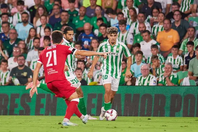 Abde en el Real Betis - Kryvbas | Salvador López Medina para El MIRA
