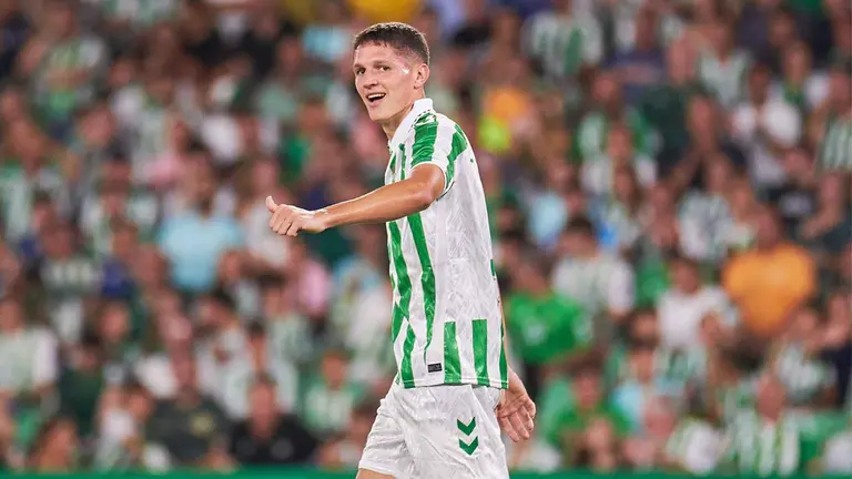 Sergi Altimira en el Real Betis - Kryvbas | Salvador López Medina para El MIRA