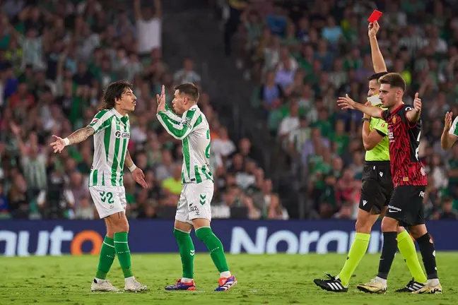 Expulsión de Gio Lo Celso en el Real Betis - Mallorca | Salvador López Medina para El MIRA