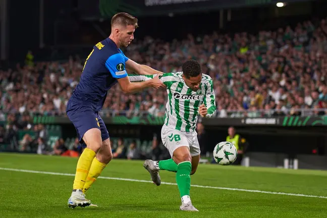 Vitor Roque en el Real Betis - Celje | Salvador López Medina para El MIRA