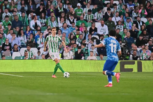 Diego Llorente en el Real Betis - Gent | Salvador López Medina para El MIRA