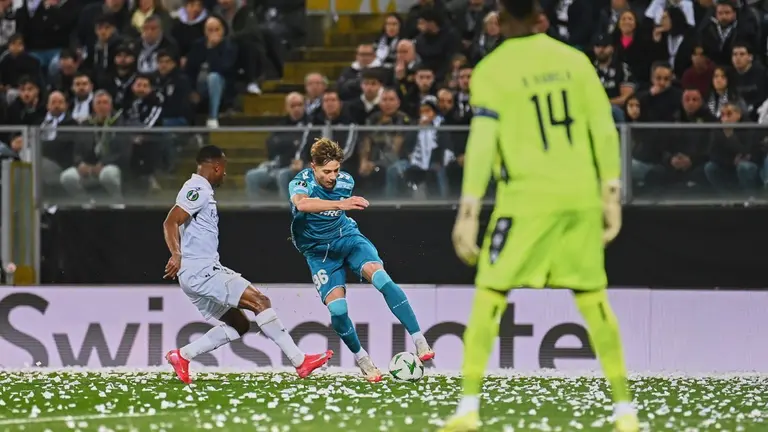 Jesús Rodríguez en el Vitoria Guimaraes - Real Betis | Salvador López Medina para El MIRA