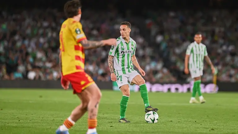 Antony en el Real Betis - Jagiellonia | Salvador López Medina para El MIRA