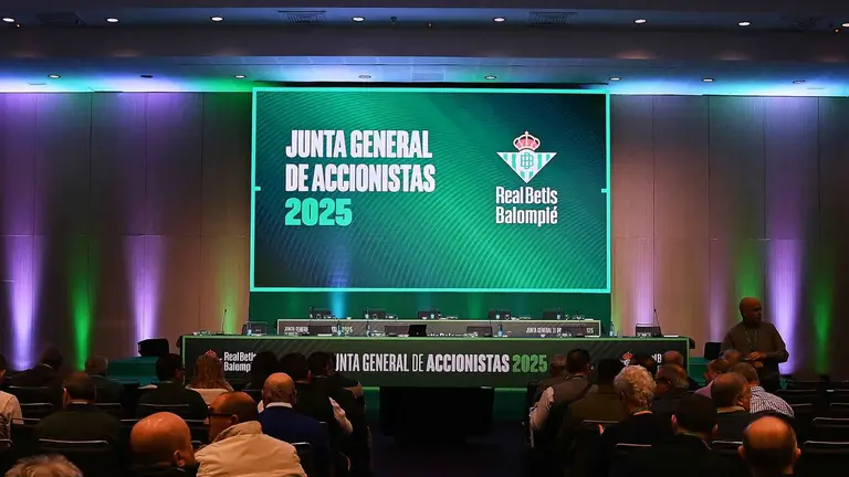 Junta General de Accionistas del Real Betis 2025 | Salvador López Medina para El MIRA