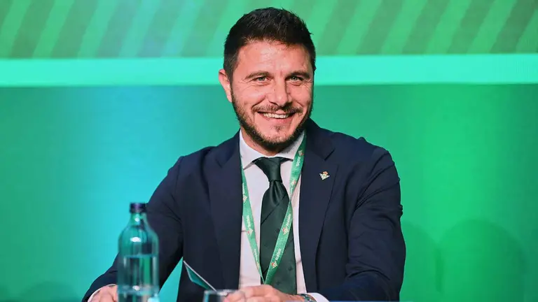 Joaquín Sánchez en la Junta General de Accionistas del Real Betis | Salvador López Medina para El MIRA