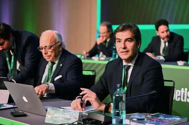 Ángel Haro en la Junta General de Accionistas del Real Betis | Salvador López Medina para El MIRA