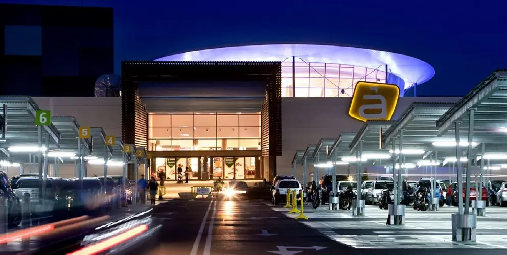 Centro Comercial &Aacute;rea Sur