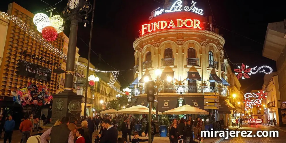 Calle Larga de Jerez, 10 DIC 2016 | Juan Carlos Corchado para MIRA Jerez