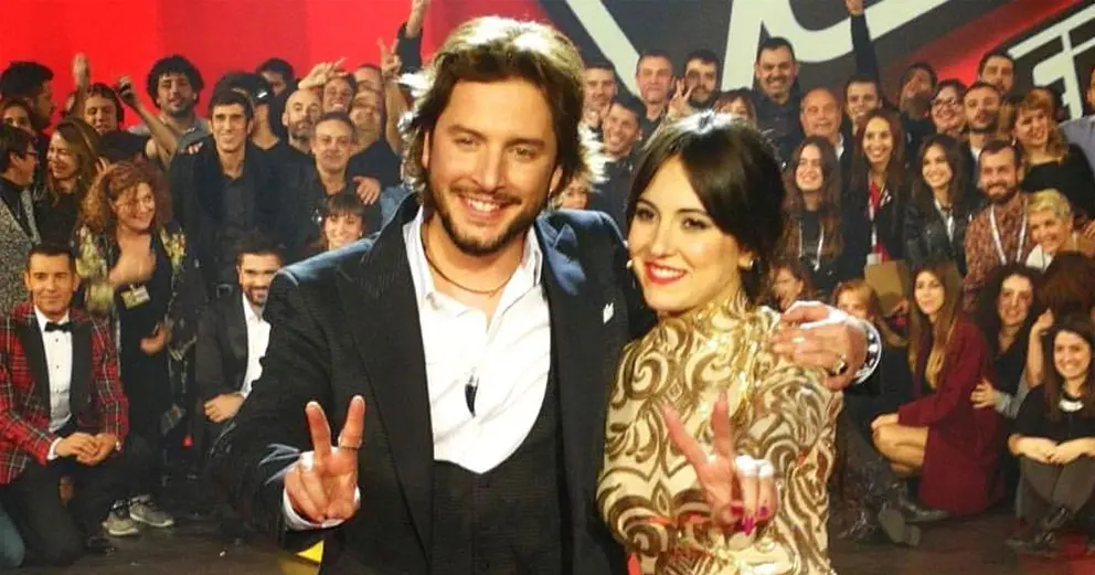 Alba Gil, jerezana ganadora de la &uacute;ltima edici&oacute;n de La VOZ, junto a su coach, Manu Carrasco