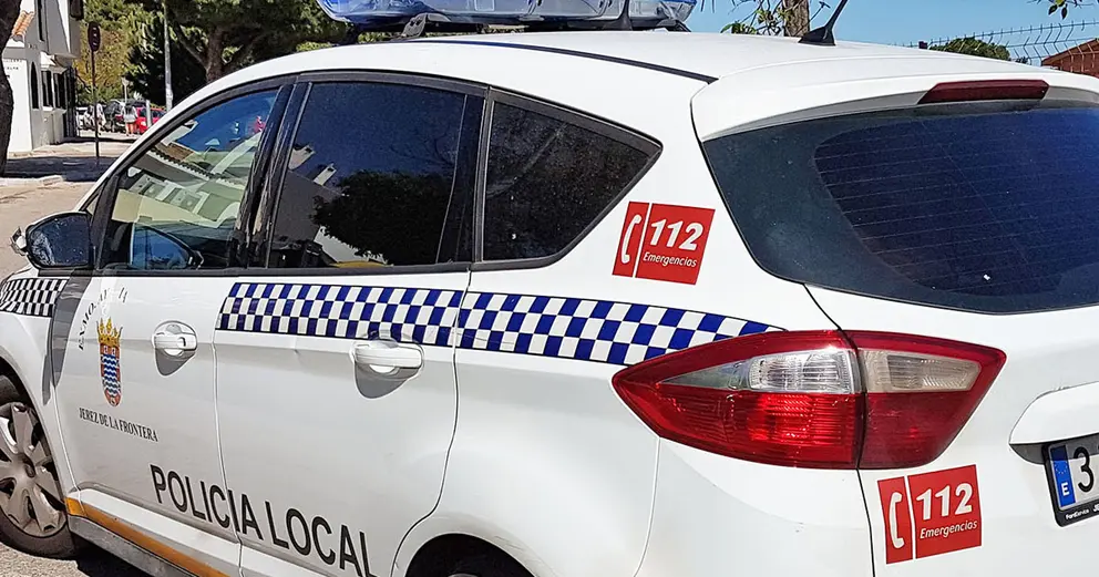 Un coche de la Polic&iacute;a Local de Jerez