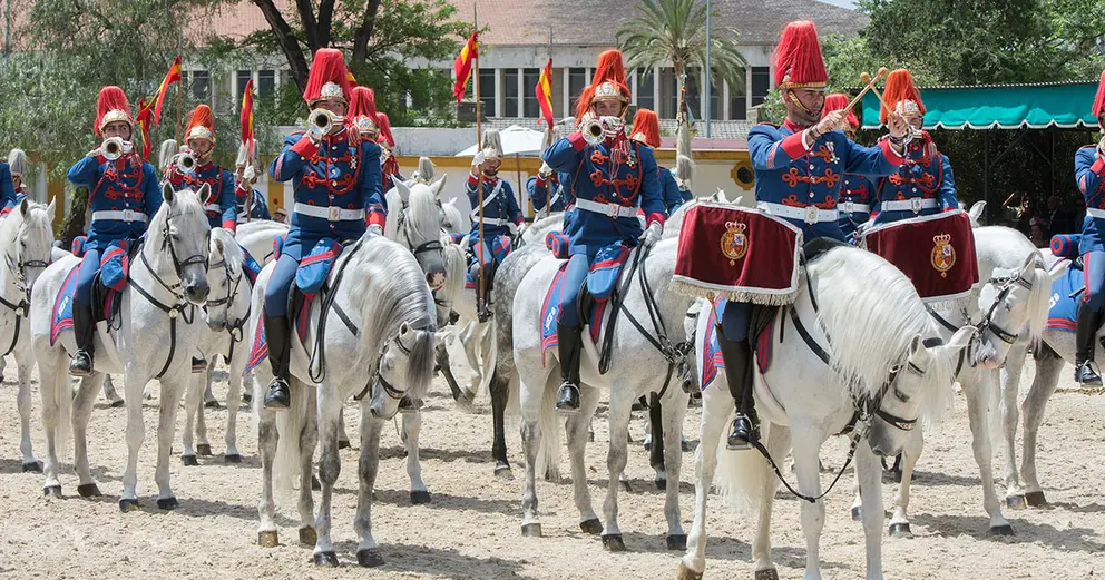 Guardia Real recoge el Caballo de Oro en Jerez | Noelia Herrera, de Jonocla Fotograf&iacute;a, para MIRA Jerez