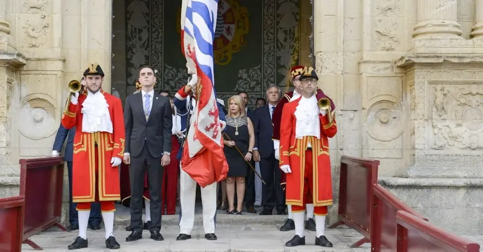 Traslado del pend&oacute;n