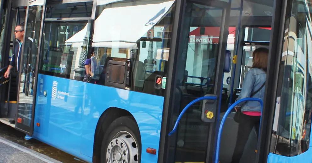 Autob&uacute;s urbano en Jerez