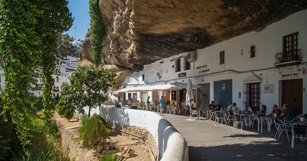 Calle Cuevas del Sol en Setenil de las Bodegas