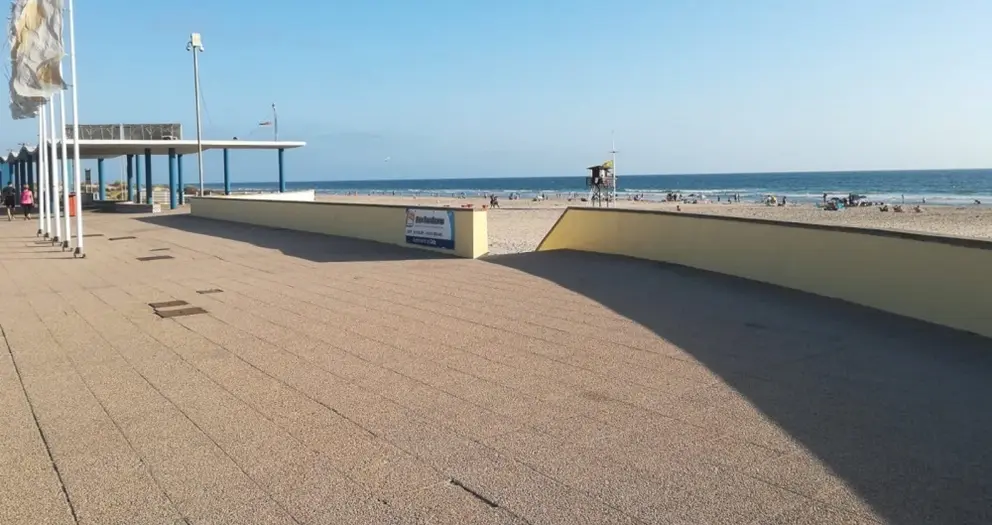 M&oacute;dulo en la playa de Cortadura