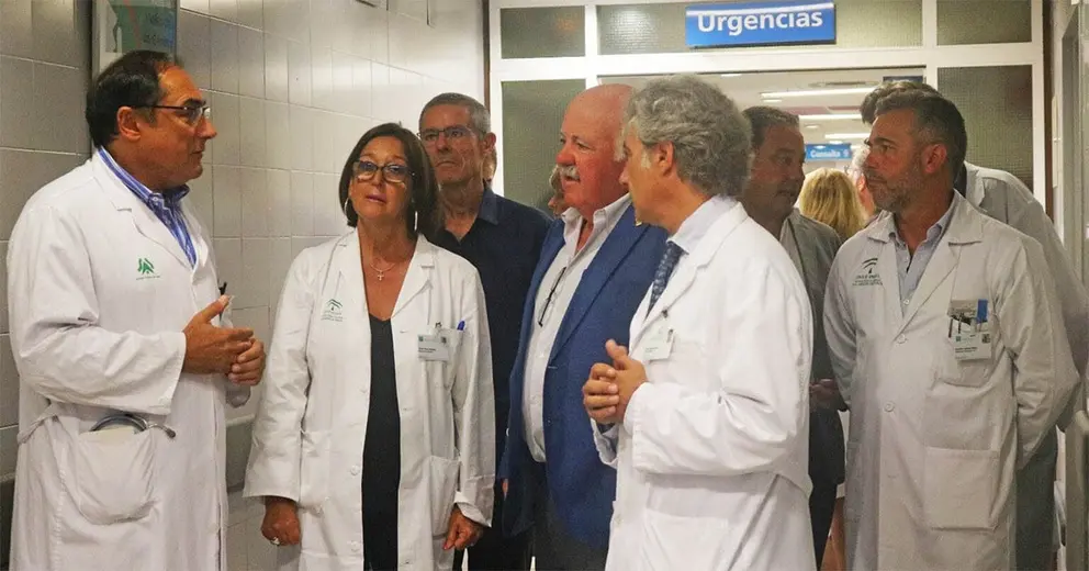 Jes&uacute;s Aguirre en Urgencias del Hospital Virgen del Roc&iacute;o de Sevilla