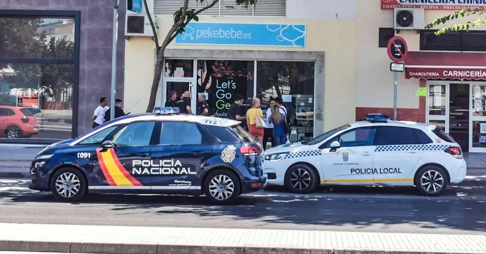 Tienda de pekebeb&eacute;.es saqueada, Avenida de Arcos, Jerez | Jes&uacute;s Catal&aacute;n