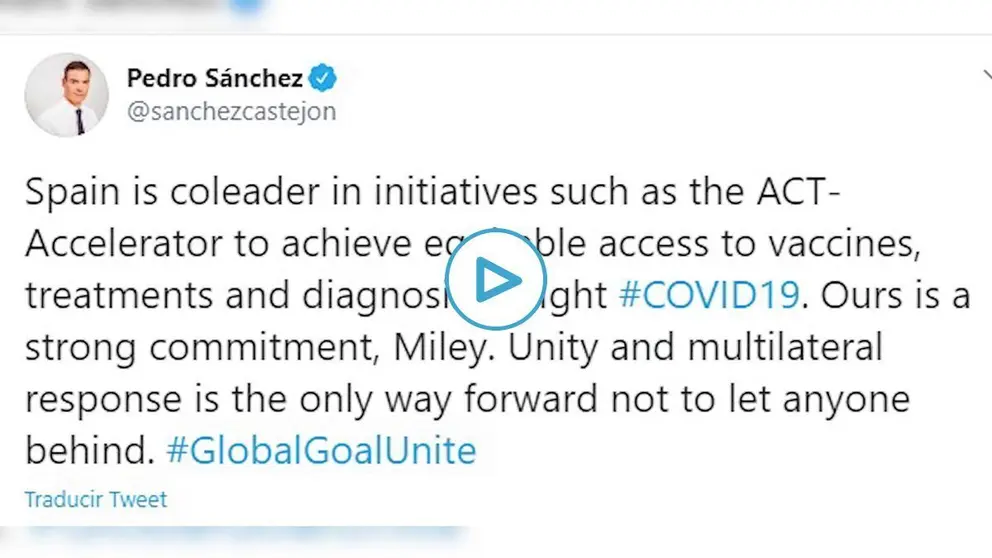 Tweet de Pedro S&aacute;nchez a Miley Cirus.