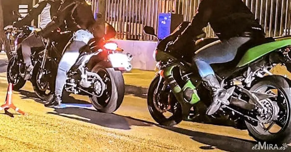 Carreras ilegales de motos