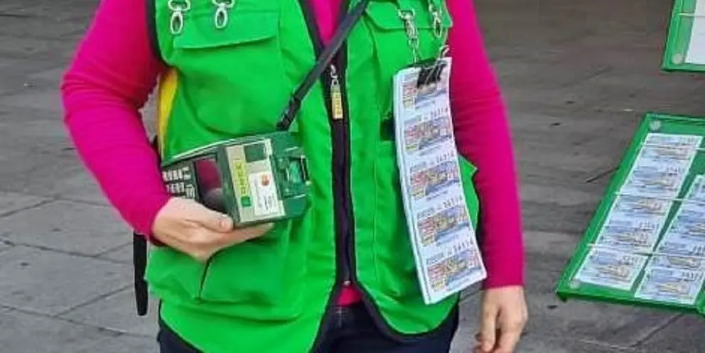 Una vendedora de la ONCE